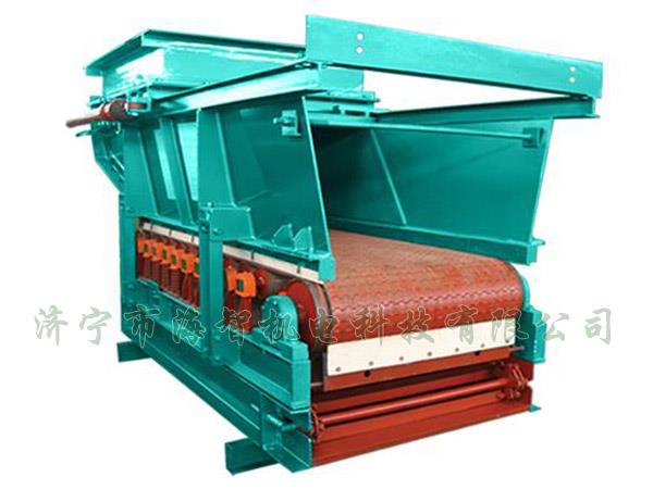 帶式（甲帶）給料機(jī)具有運(yùn)行平穩(wěn)、節(jié)能、環(huán)保等優(yōu)點(diǎn)